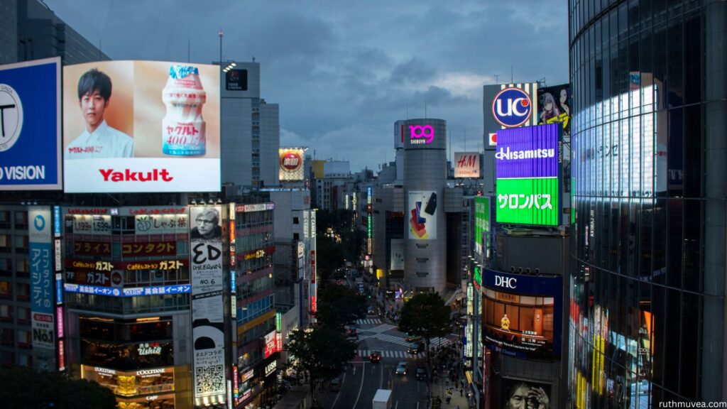 ads .ruthmuvea.com